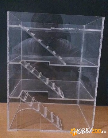 accesoriu terariu din plexiglas